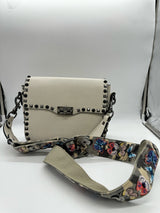 unknown off white handbags