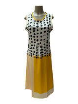 Avery & Maren Size M yellow and white Dress