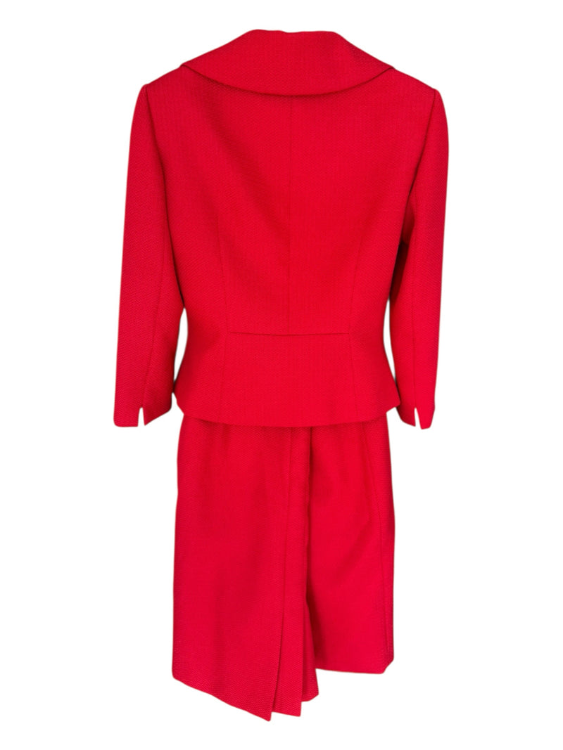 TAHARI Size 6 Red Skirt