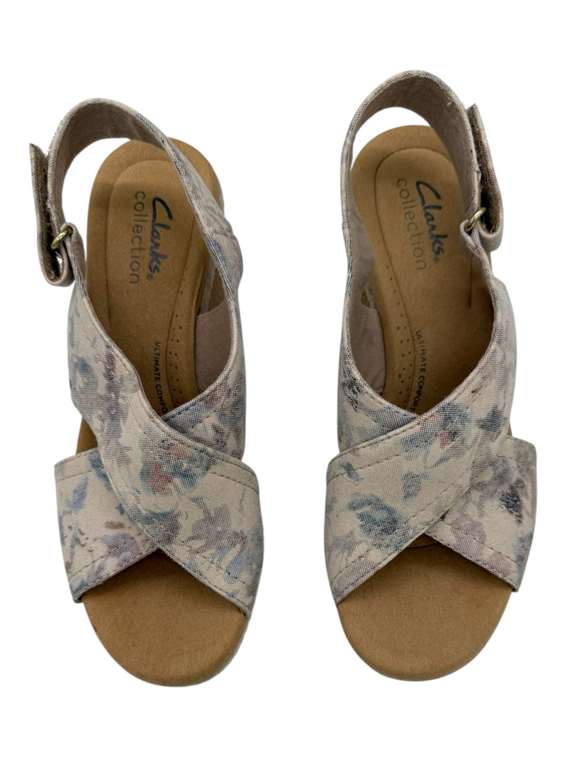 CLARKS 6.5 Beige SHOES