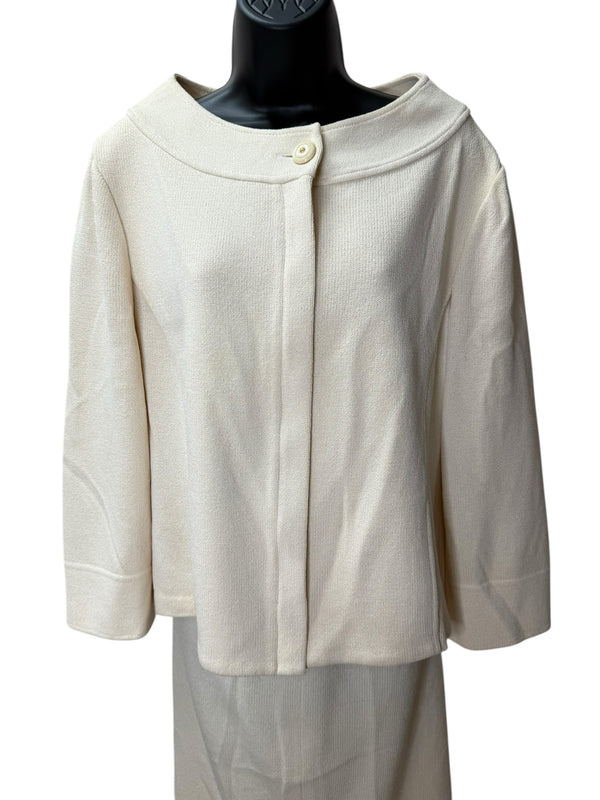 ST JOHN Size 16 winter white Jacket