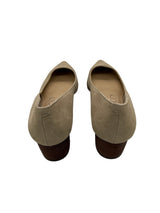 sole society 8 1/2 Taupe Pumps