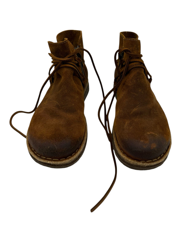 BORN 8 Brown SHOES