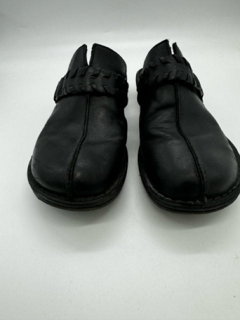 BORN 8 Black SHOES