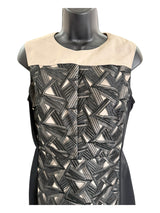 Diane Von Furstenberg Size 8 beige and black Dress