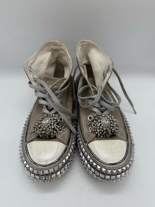 Nan-Ku 7 Gray and Silver SHOES