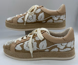 DOLCE VITA 10.5 tan and white SHOES
