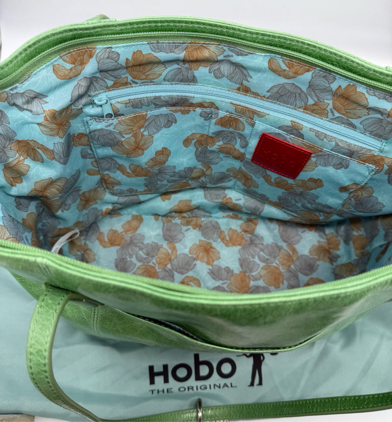 Hobo Kelly Green handbags