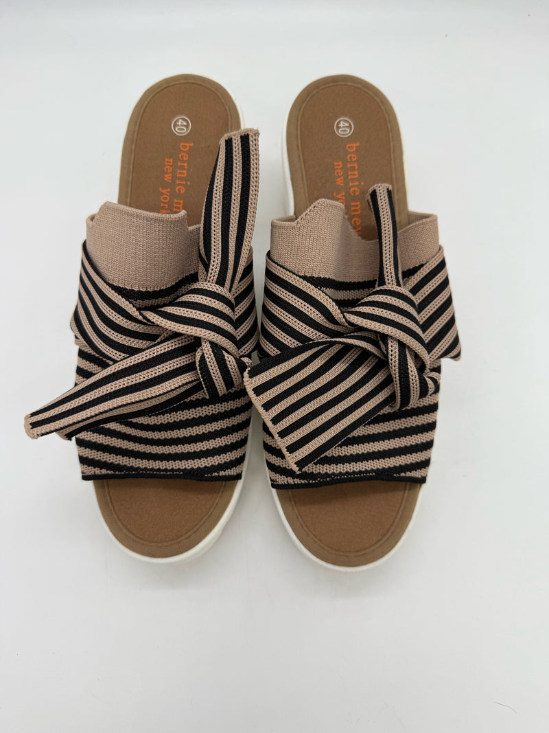 bernie mev. 9 tan and black SHOES