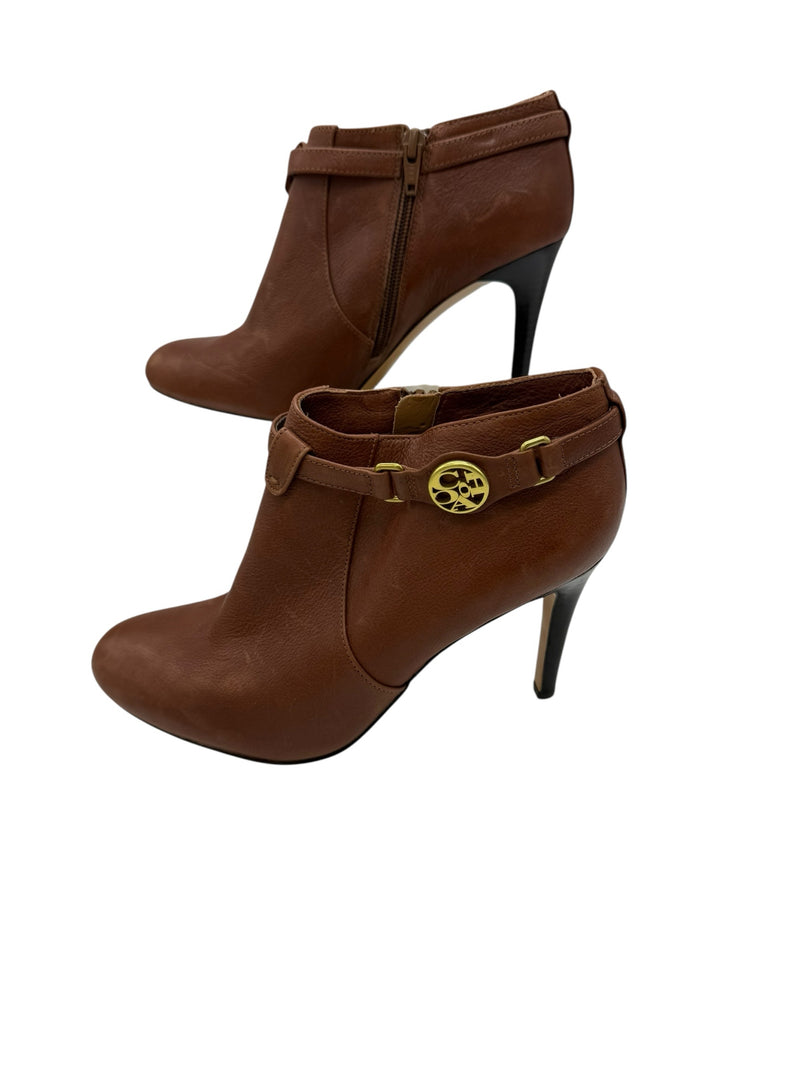 Coach 7.5 Tan SHOES