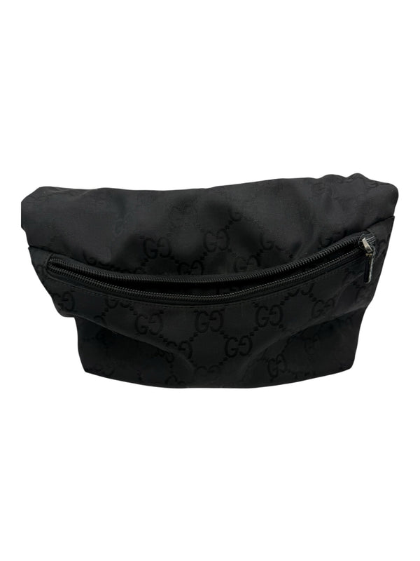 GUCCI Black handbags