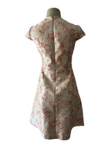VINCE CAMUTO Women Size 2 Peach and Beige Dresses