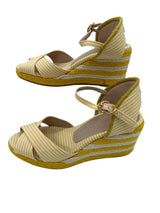 STUART WEITZMAN 7.5 Yellow and Cream SHOES