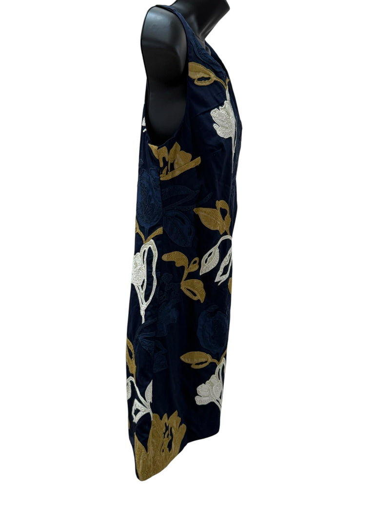 banana republic Size 8 navy and cream Dress