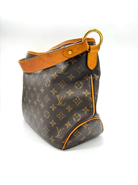 LOUIS VUITTON Brown handbags