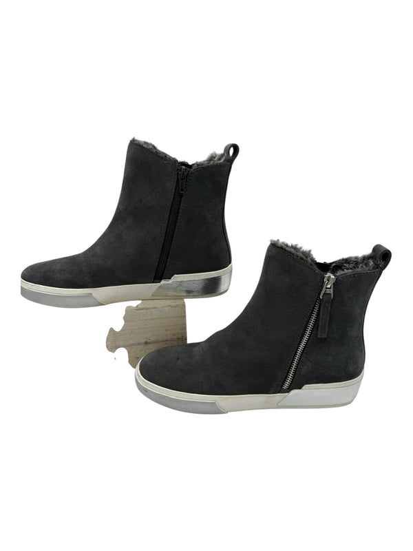 DOLCE VITA 7.5 Gray Boots
