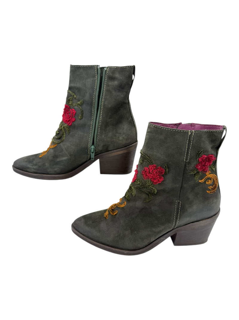 Mala Vita 8.5 Black Boots