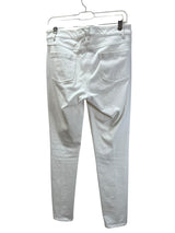J MCLAUGHLIN Size 8 White Jeans