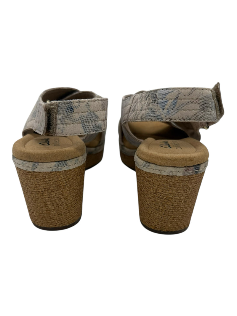 CLARKS 6.5 Beige SHOES