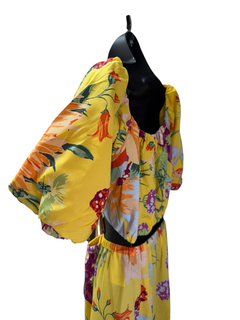 h & m Size M floral TOPS