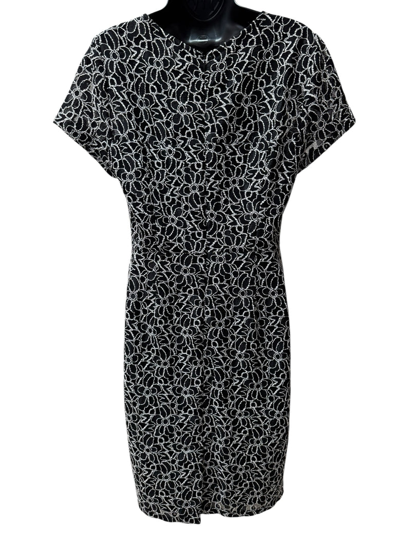Adrienna Papell Size 10 Black Dress
