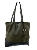 SANTUARY Green Handbag
