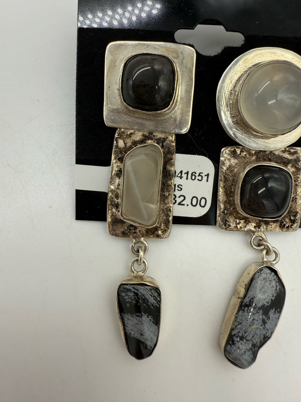 unknown black/grey/white Earrings