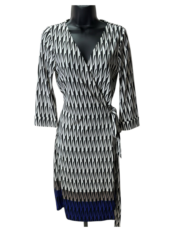 Diane Von Furstenberg Size 10 White Dress
