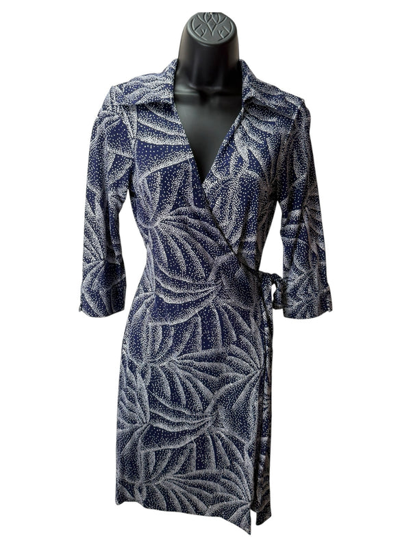 Diane Von Furstenberg Size 10 BLUE & AQUA Dress