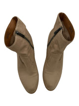 FRYE 8 sand SHOES