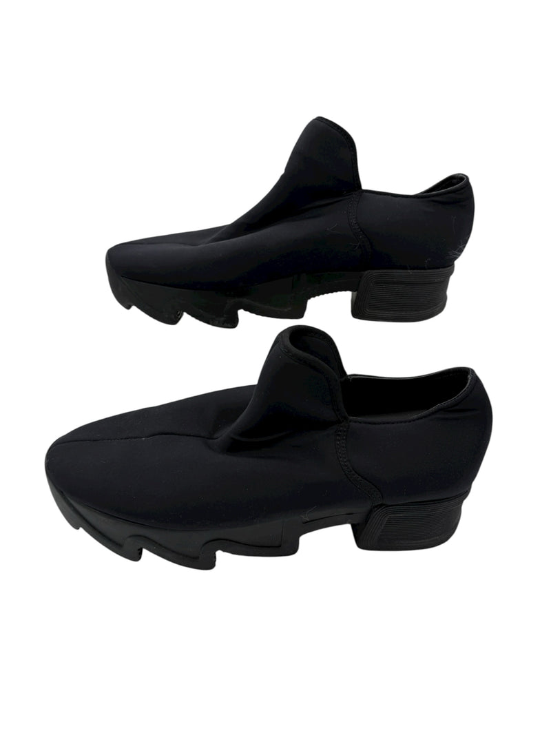 iRi 9.5 Black SHOES