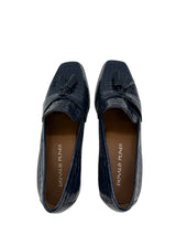 DONALD J PLINER 9 Navy Loafers