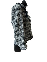 ST JOHN Size 14 b/w Jacket