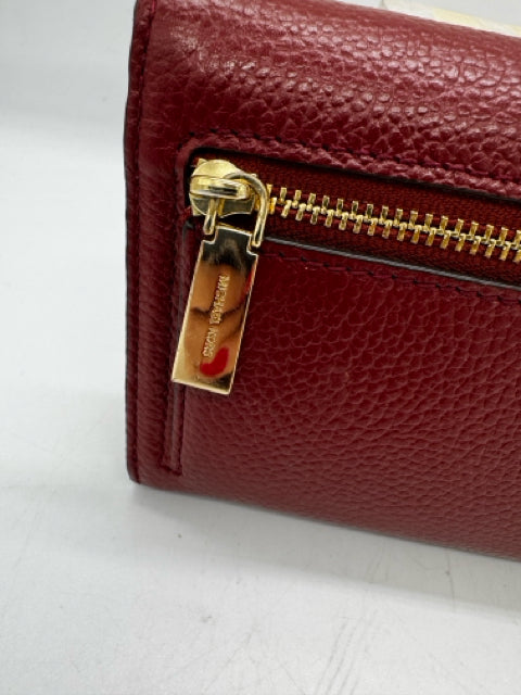 MICHAEL KORS Red wallet