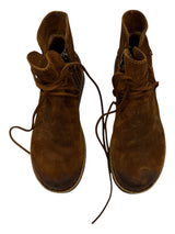 BORN 8 Brown SHOES