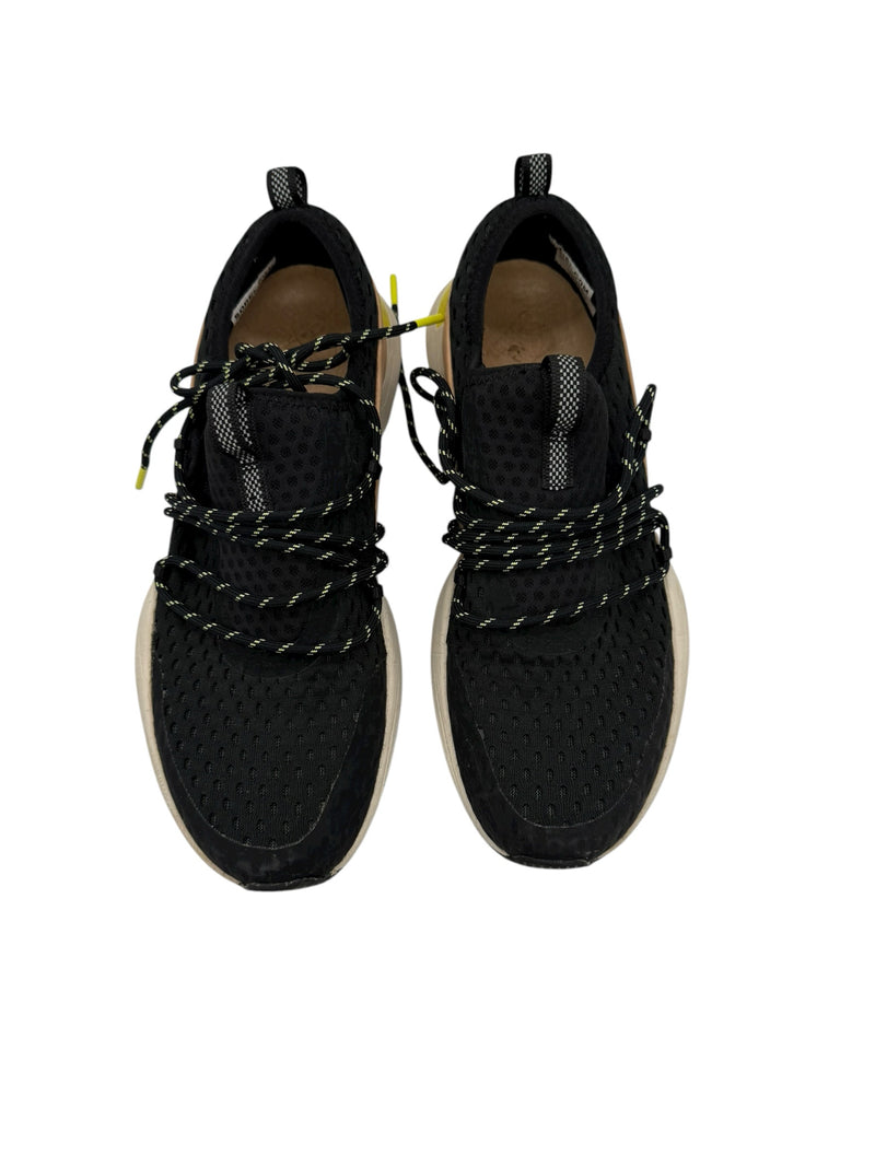 sorel 9 black and tan SHOES