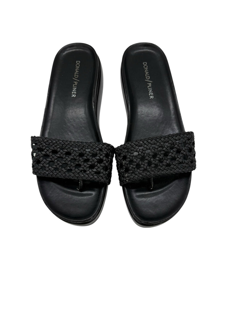 DONALD J PLINER 8 Black SHOES
