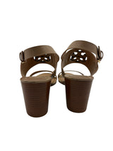 TORY BURCH 10 Tan Sandals