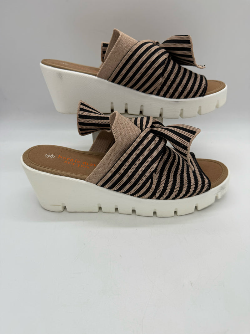 bernie mev. 9 tan and black SHOES