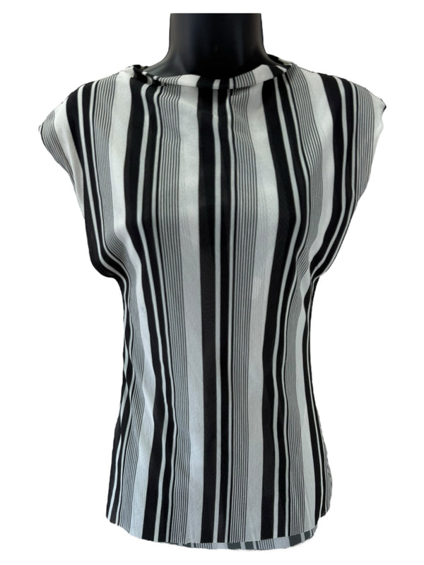 PHILOSOPHY Size 10 b/w TOPS