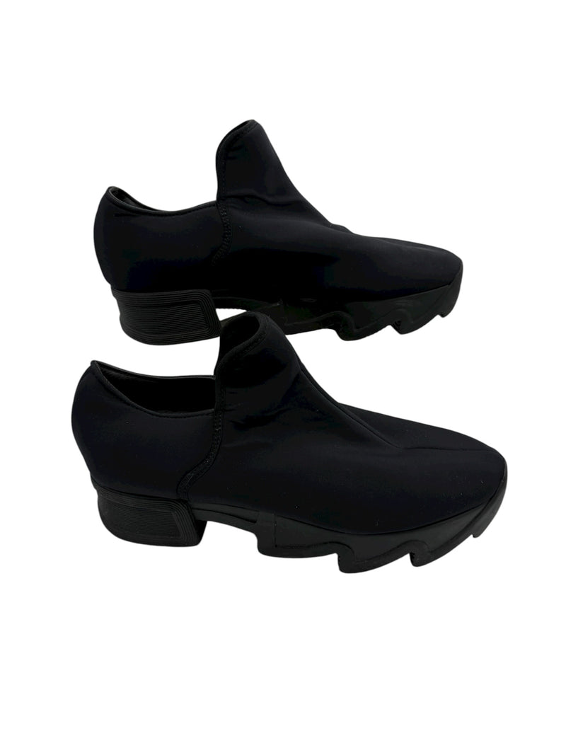 iRi 9.5 Black SHOES