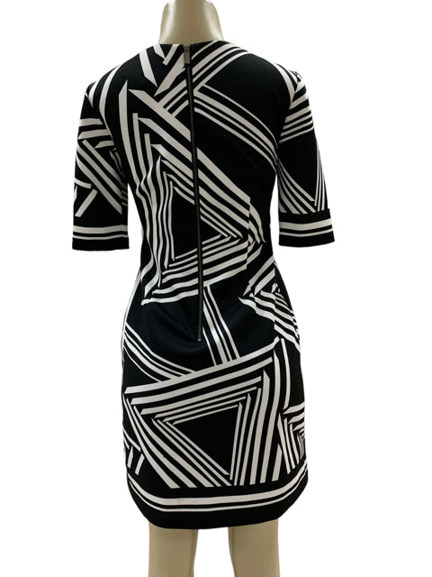 VINCE CAMUTO Size 2 black and white Dress