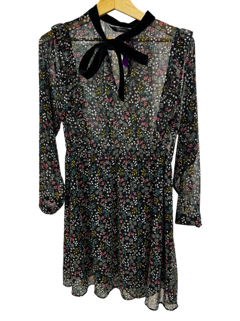 zara basic Size M black floral Dress