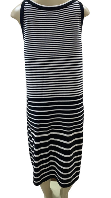 Size XL Karl Lagerfeld black and white Dress – Closet Exchange Store Size XL Karl Lagerfeld black and white Dress – Closet Exchange Store